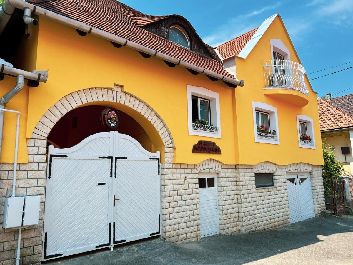 Óvár 12 Vendégház Tokaj Exterior foto